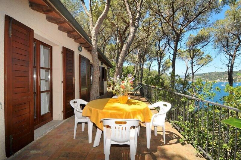 Hotel Villa Rodriguez Capoliveri  Exteriör bild