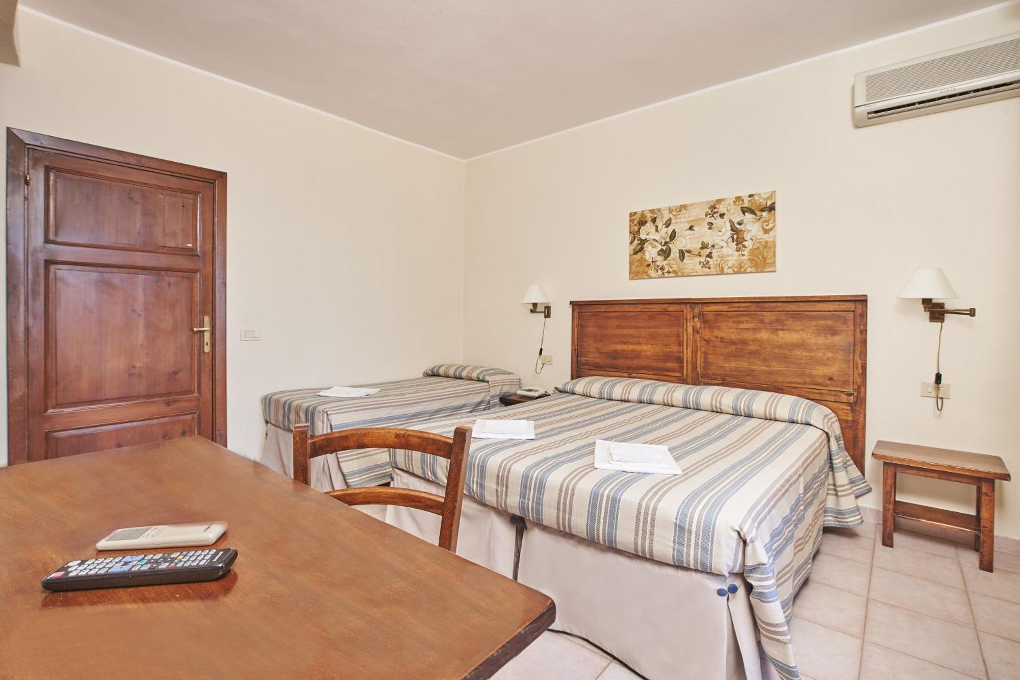 Hotel Villa Rodriguez Capoliveri  Exteriör bild